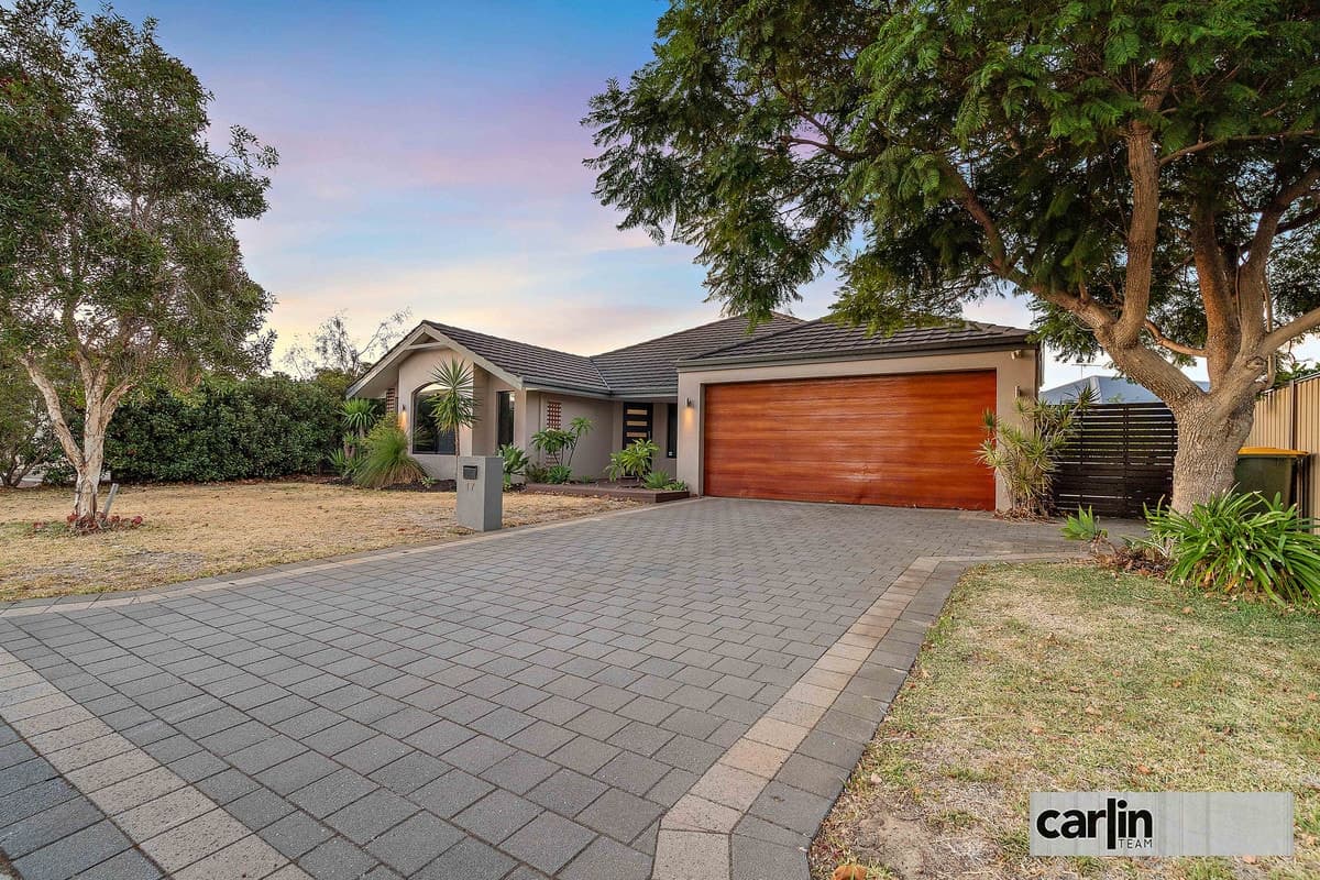 17 Araluen Bend, AUBIN GROVE, Aubin Grove - Image 1