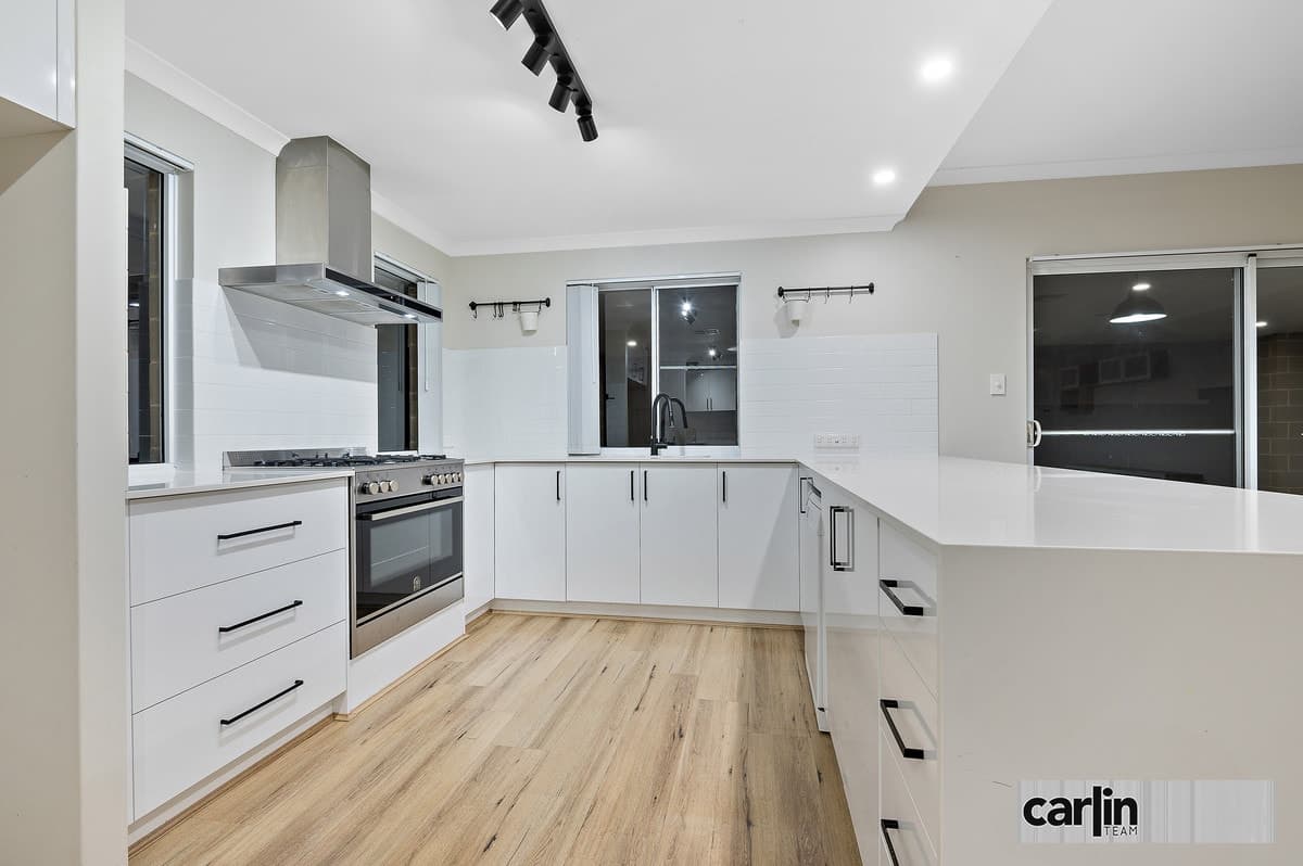 29 Porrum Street, WELLARD, Wellard - Thumbnail 2