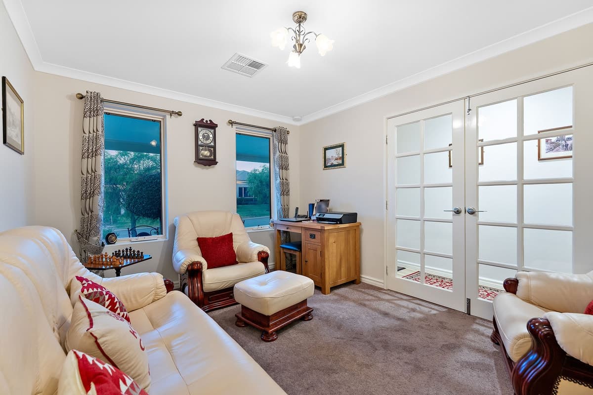 46 McDougal Way, BALDIVIS, Baldivis - Thumbnail 3