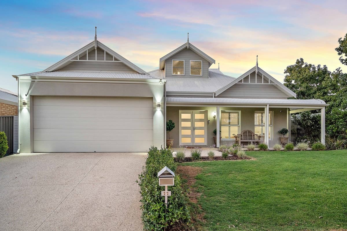 11 Broadway Boulevard, PIARA WATERS, Piara Waters - Image 1