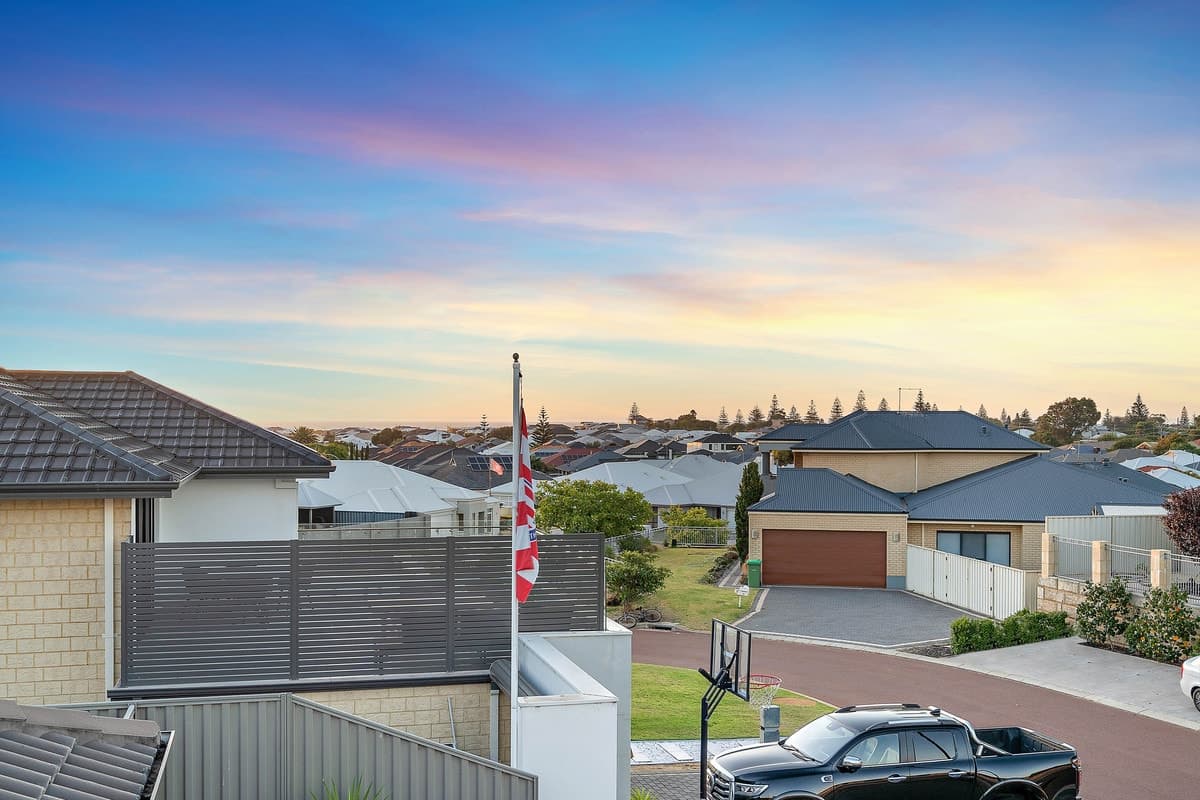 35 Lookout Vista, SINGLETON, Singleton - Thumbnail 2