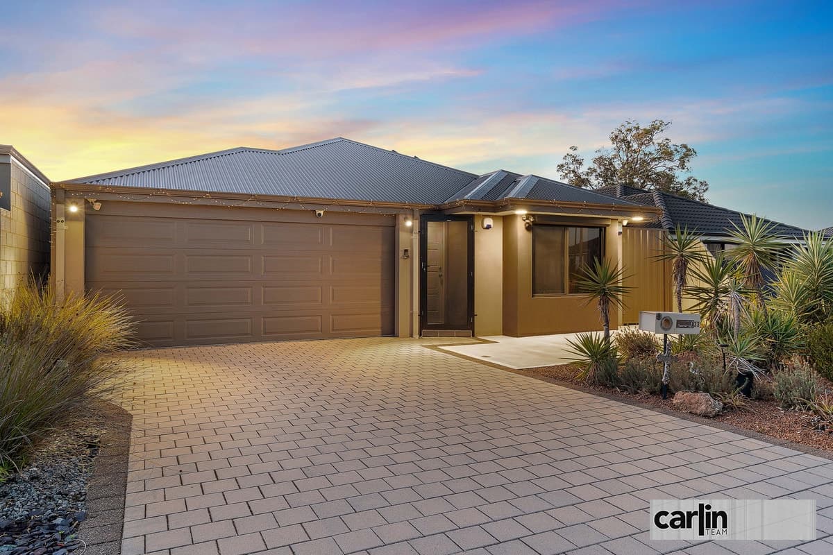 33 Gorringe Street, HAMMOND PARK, Hammond Park - Image 1