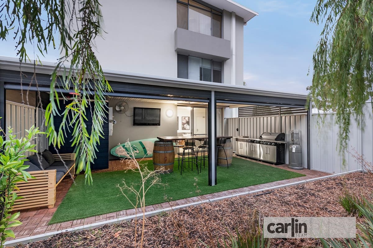 1/7 Groves Avenue, ATTADALE, Attadale - Image 1