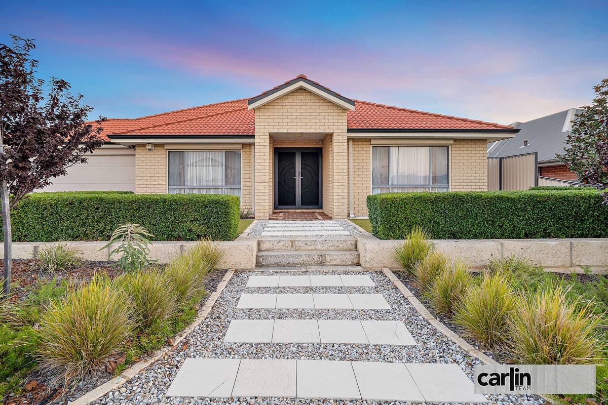 10 Longwood Bend, AUBIN GROVE, Aubin Grove - Image 1