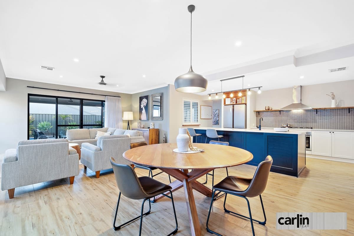 27 Barwon Turn, HAMMOND PARK, Hammond Park - Thumbnail 3
