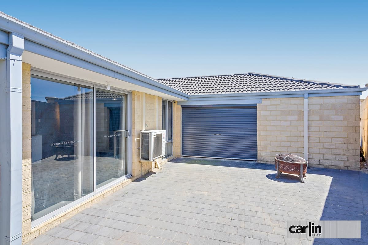 66 Bristlebird Approach, BALDIVIS, Baldivis - Thumbnail 2