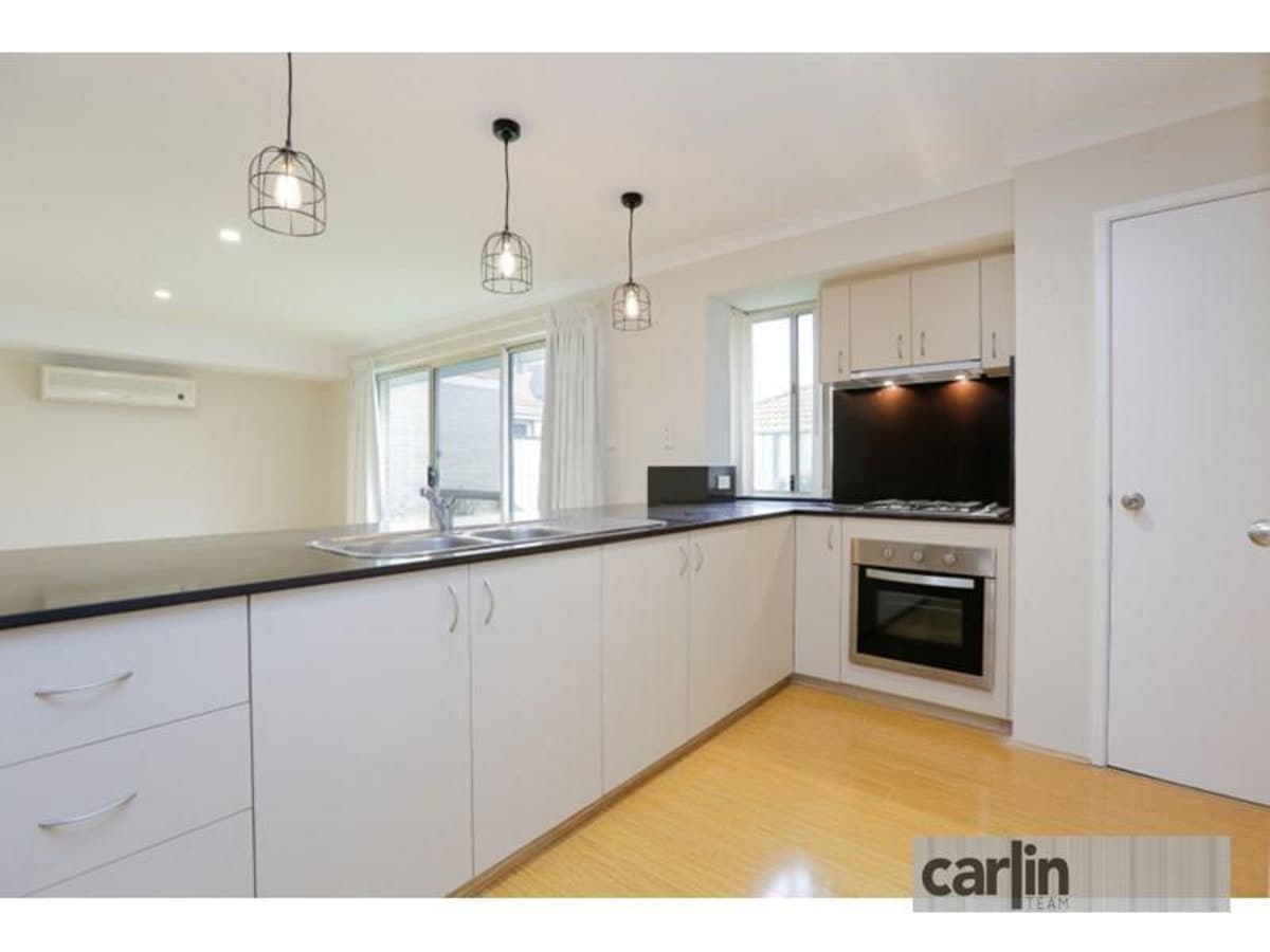 8 Hird Road, SUCCESS, Success - Thumbnail 3