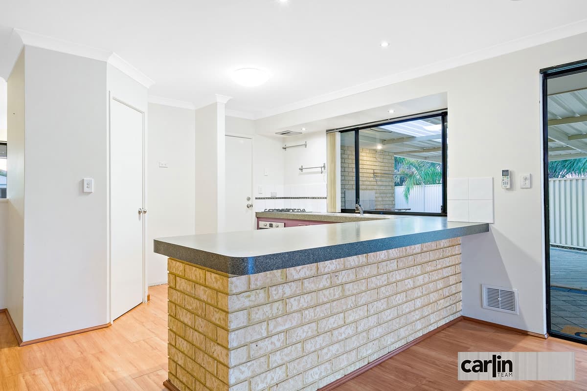 33 Belvoir Crescent, ORELIA WA 6167, Orelia - Thumbnail 2