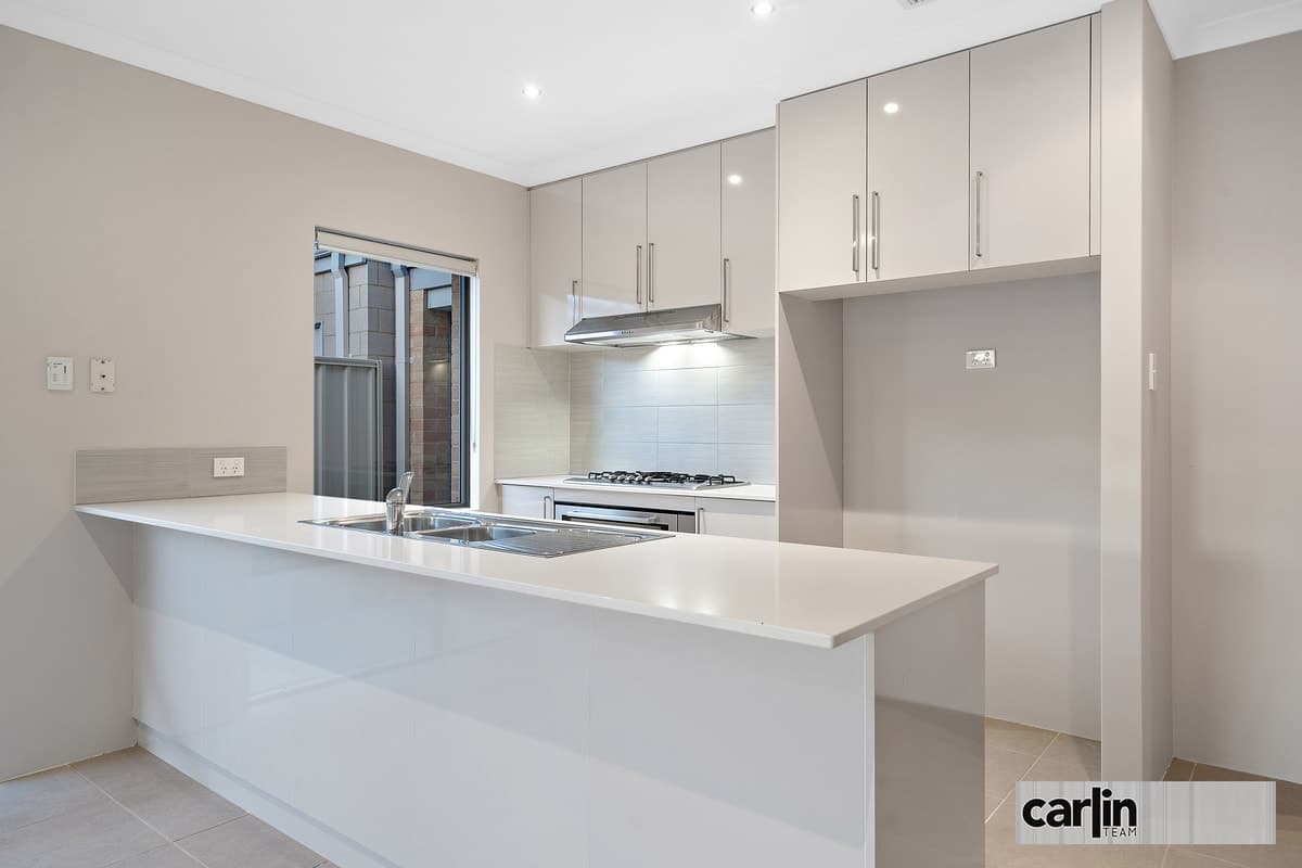 55 Peppermint Gardens, AUBIN GROVE, Aubin Grove - Thumbnail 3