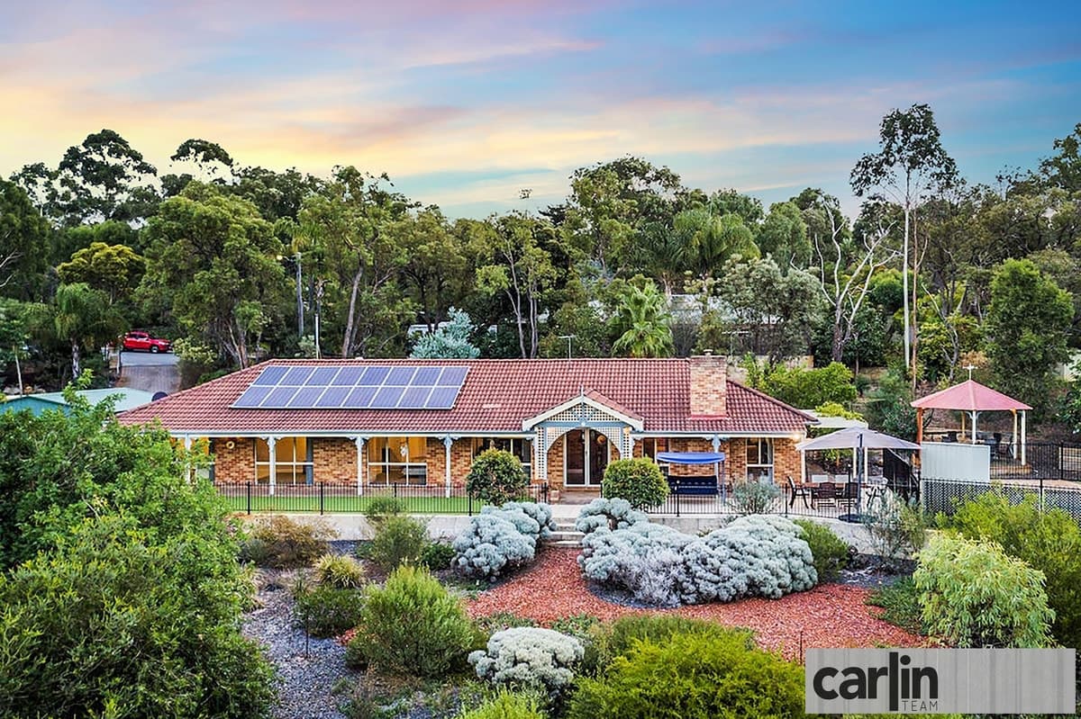 4 Shearer Court, WELLARD, Wellard - Image 1