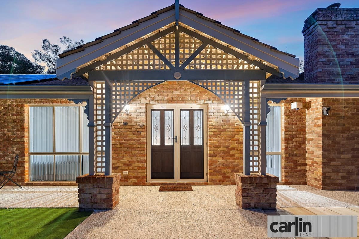 4 Shearer Court, WELLARD, Wellard - Thumbnail 2