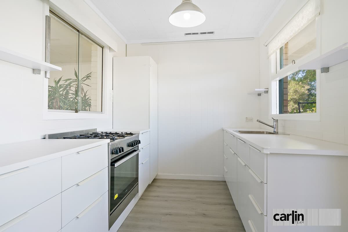 19 Leo Place, ROCKINGHAM, Rockingham - Thumbnail 2