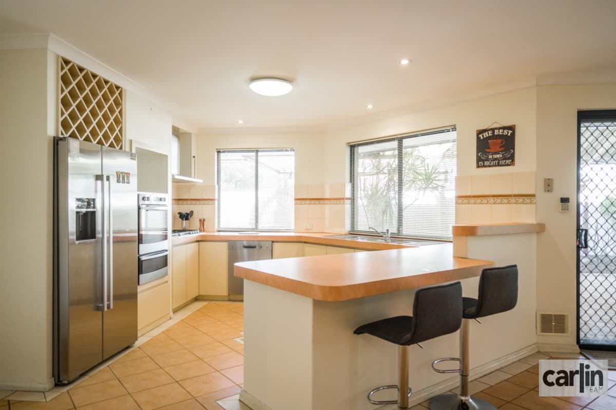 12 Hawkesbury Retreat, ATWELL, Atwell - Thumbnail 2