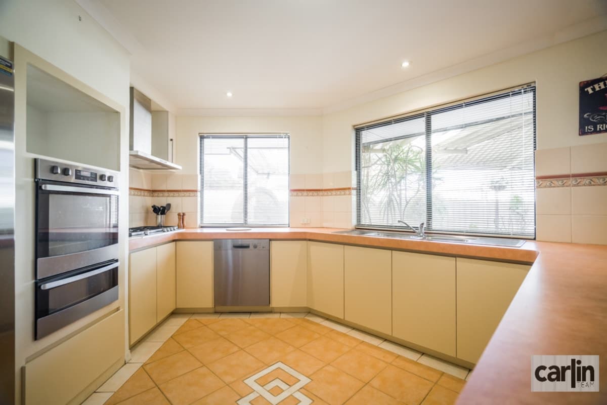 12 Hawkesbury Retreat, ATWELL, Atwell - Thumbnail 3