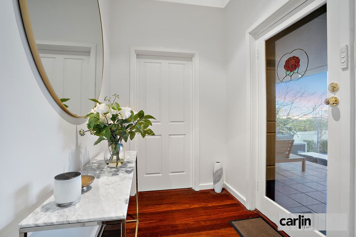 11 Kitchener Road, MELVILLE, Melville - Thumbnail 2