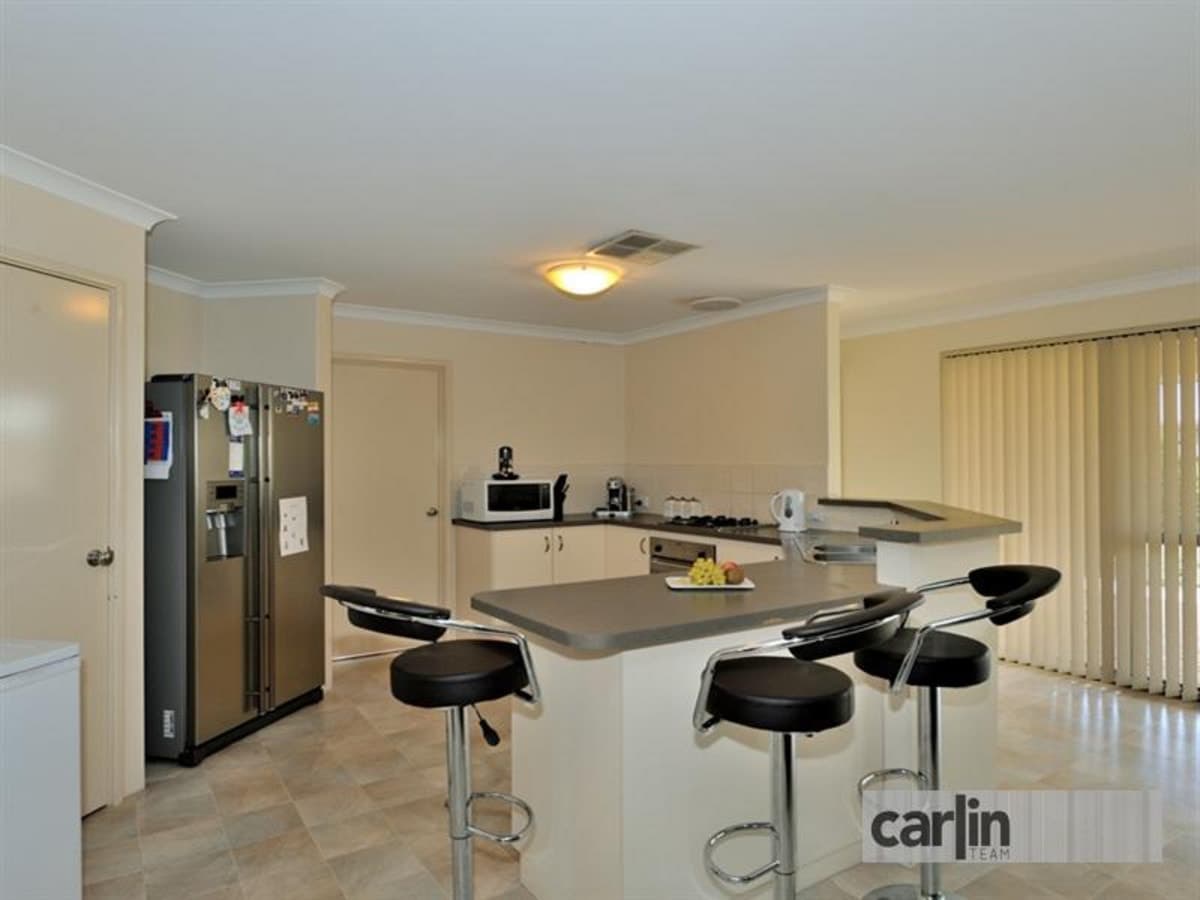 41 Montgomery Drive, SUCCESS, Success - Thumbnail 2