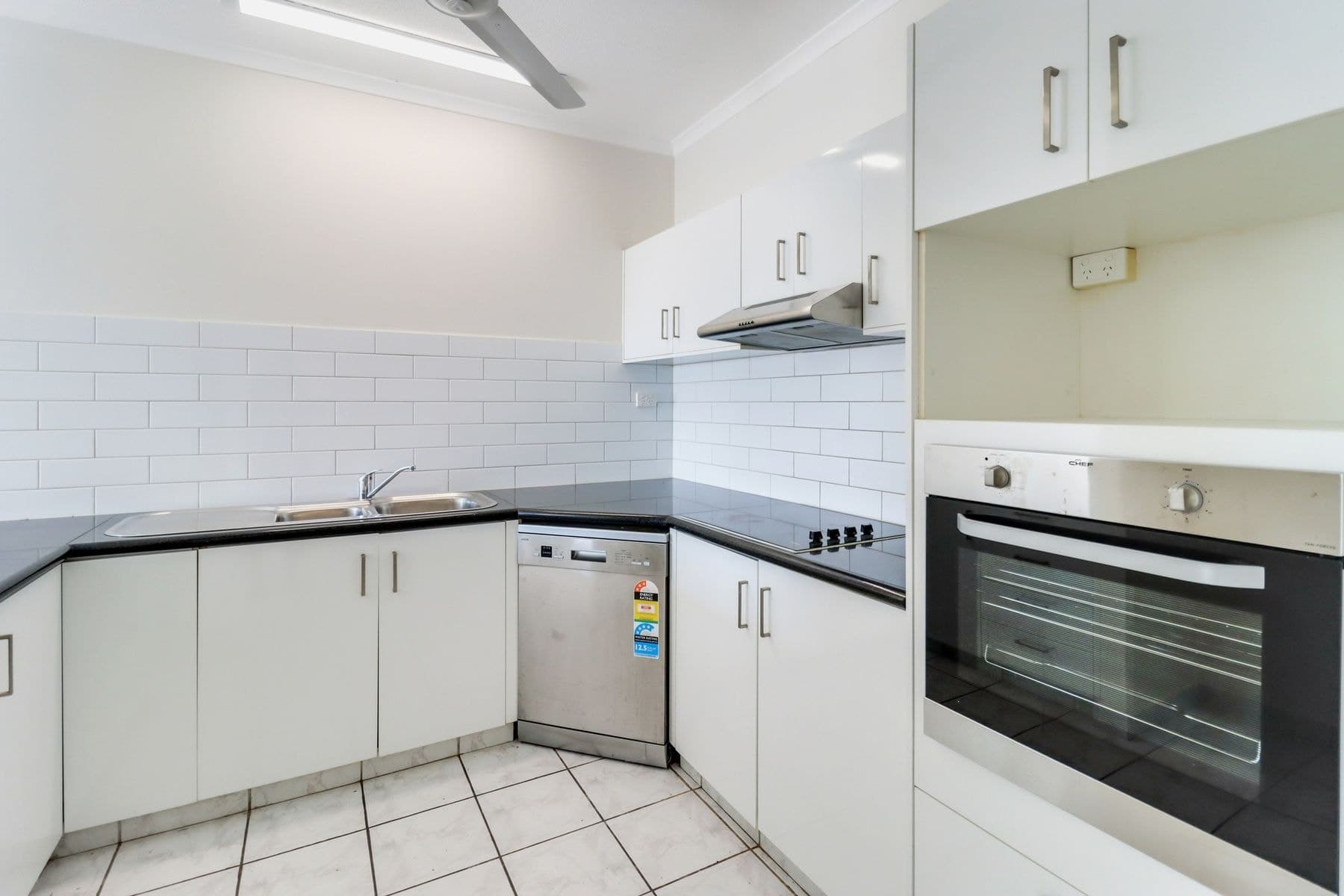 9/3 Lambell Terrace, Larrakeyah, NT 0820, Larrakeyah - Thumbnail 4