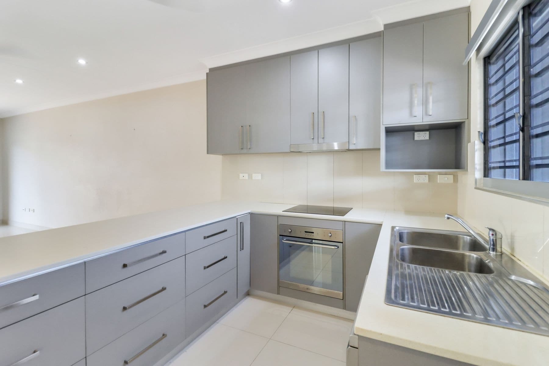 3/8 Guider Court, Johnston NT 0832, Johnston - Thumbnail 2