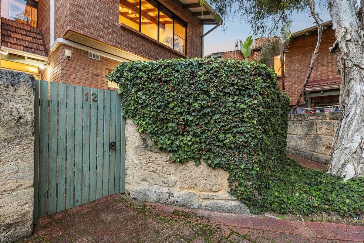 12 / 1 Chatsworth Terrace, Claremont WA 6010, Claremont - Image 1