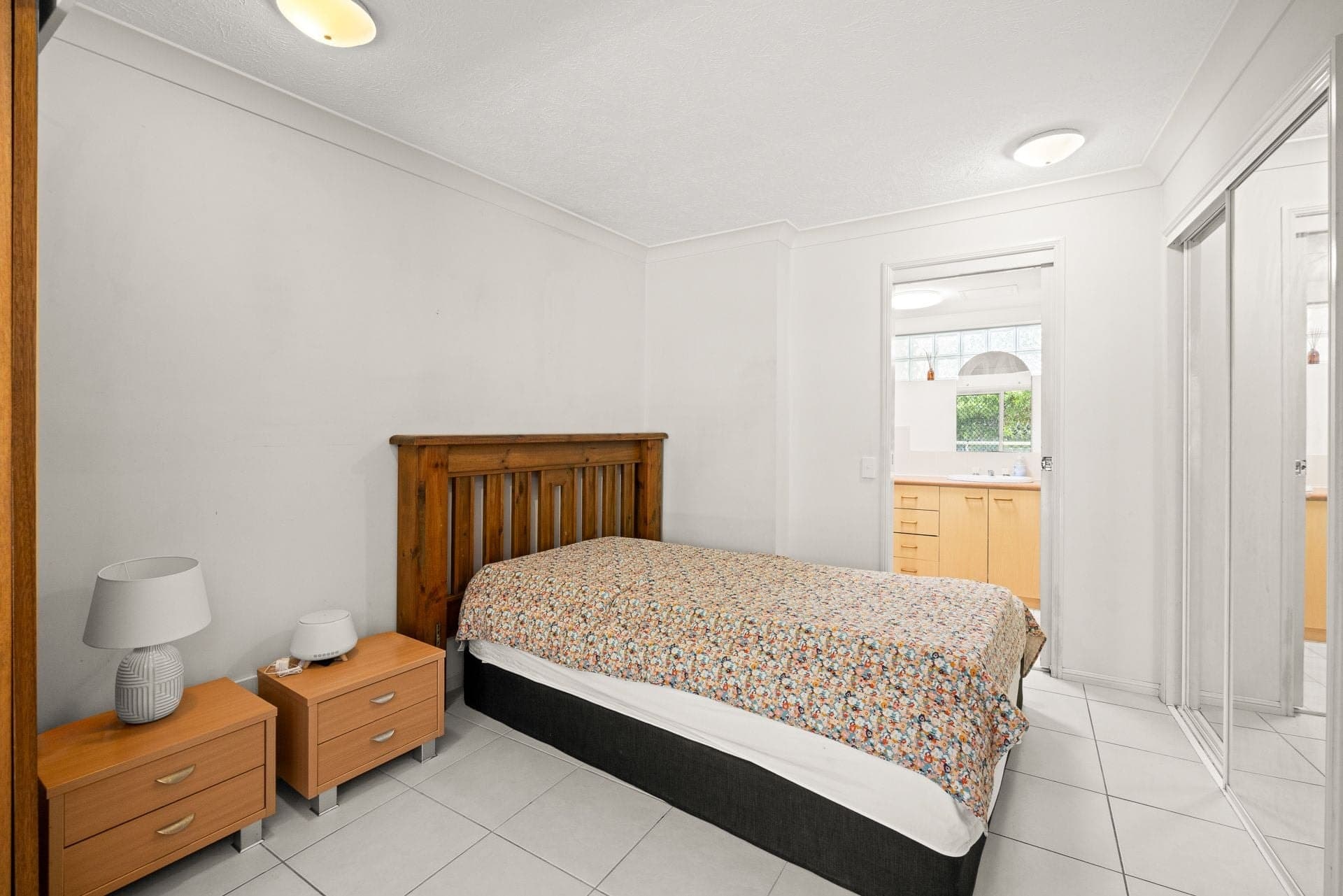 23/106-108 Marine Parade, Southport, Southport - Thumbnail 8