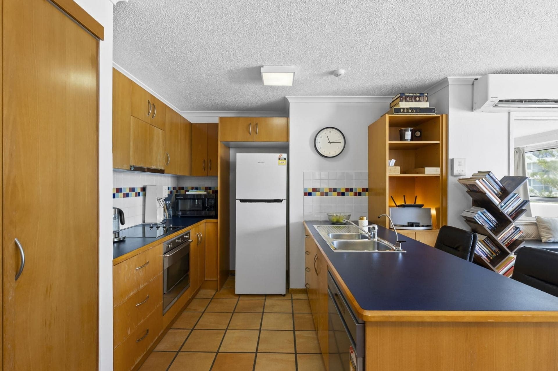 604/10 Vista Street, Surfers Paradise, Surfers Paradise - Thumbnail 4
