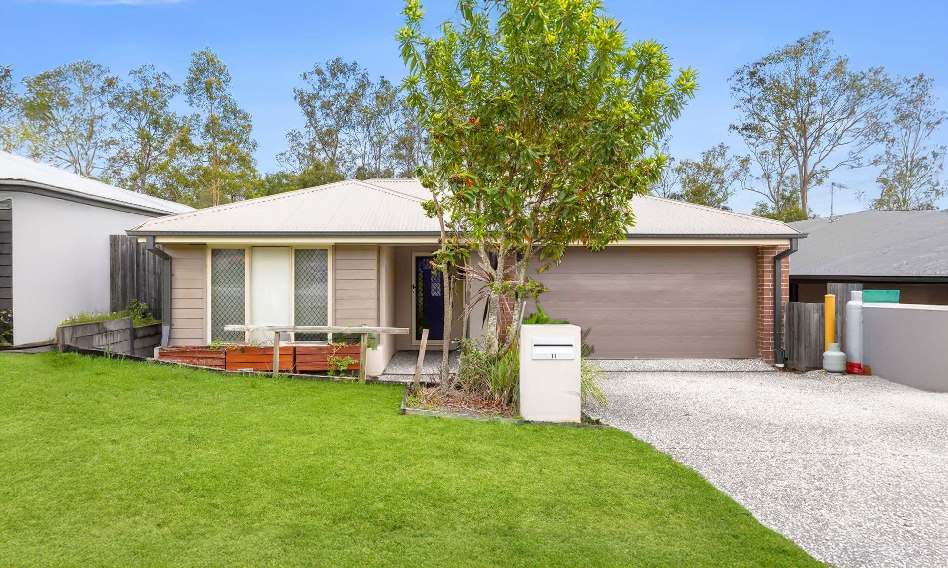 11 Haven Drive, Holmview, Holmview - Thumbnail 2