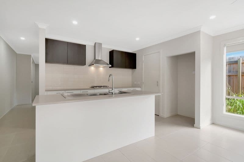 11 Haven Drive, Holmview, Holmview - Thumbnail 3