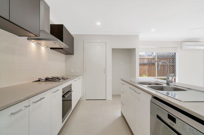 11 Haven Drive, Holmview, Holmview - Thumbnail 4