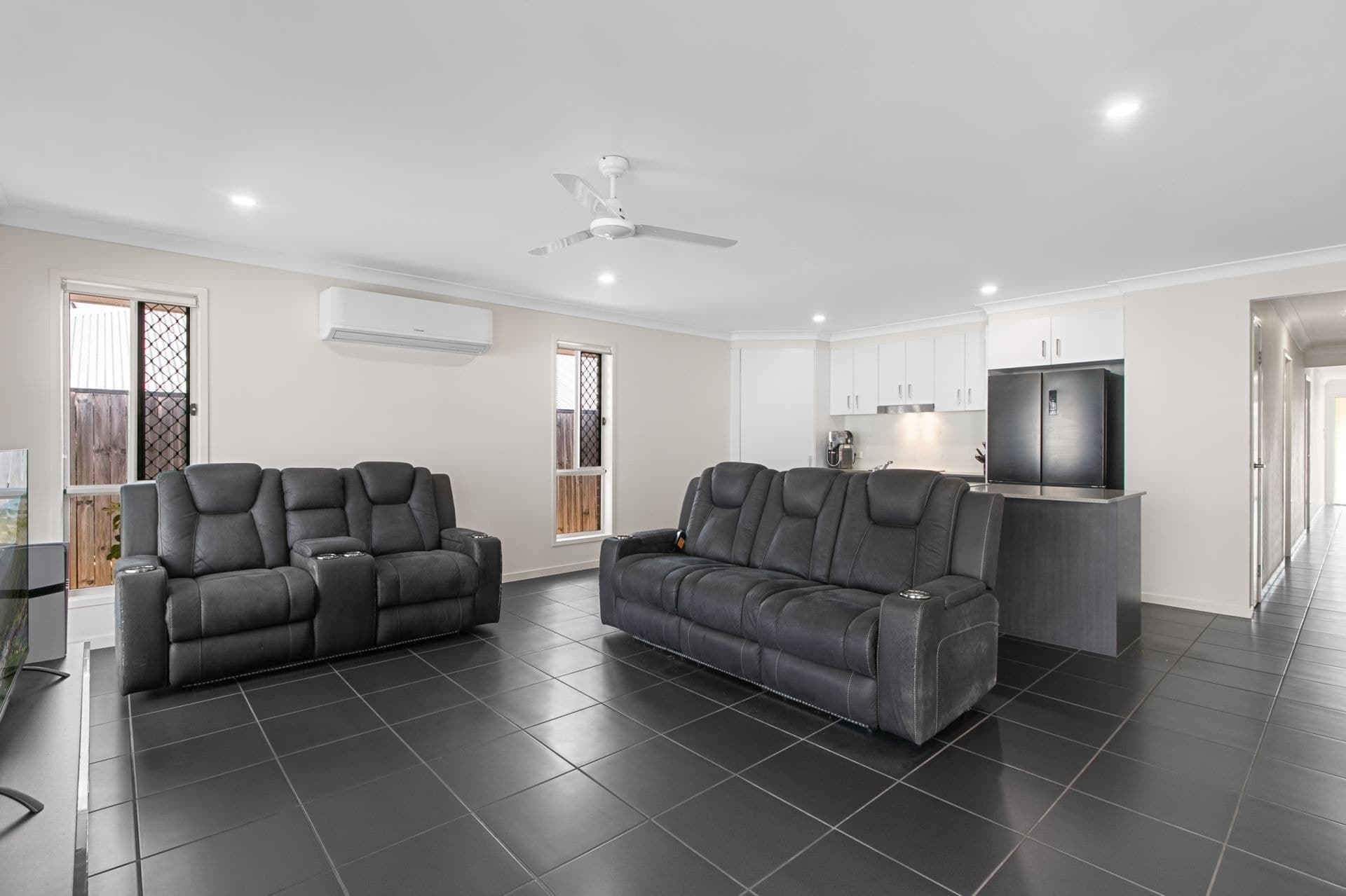 53 Tamborine Street, South Ripley, South Ripley - Thumbnail 5