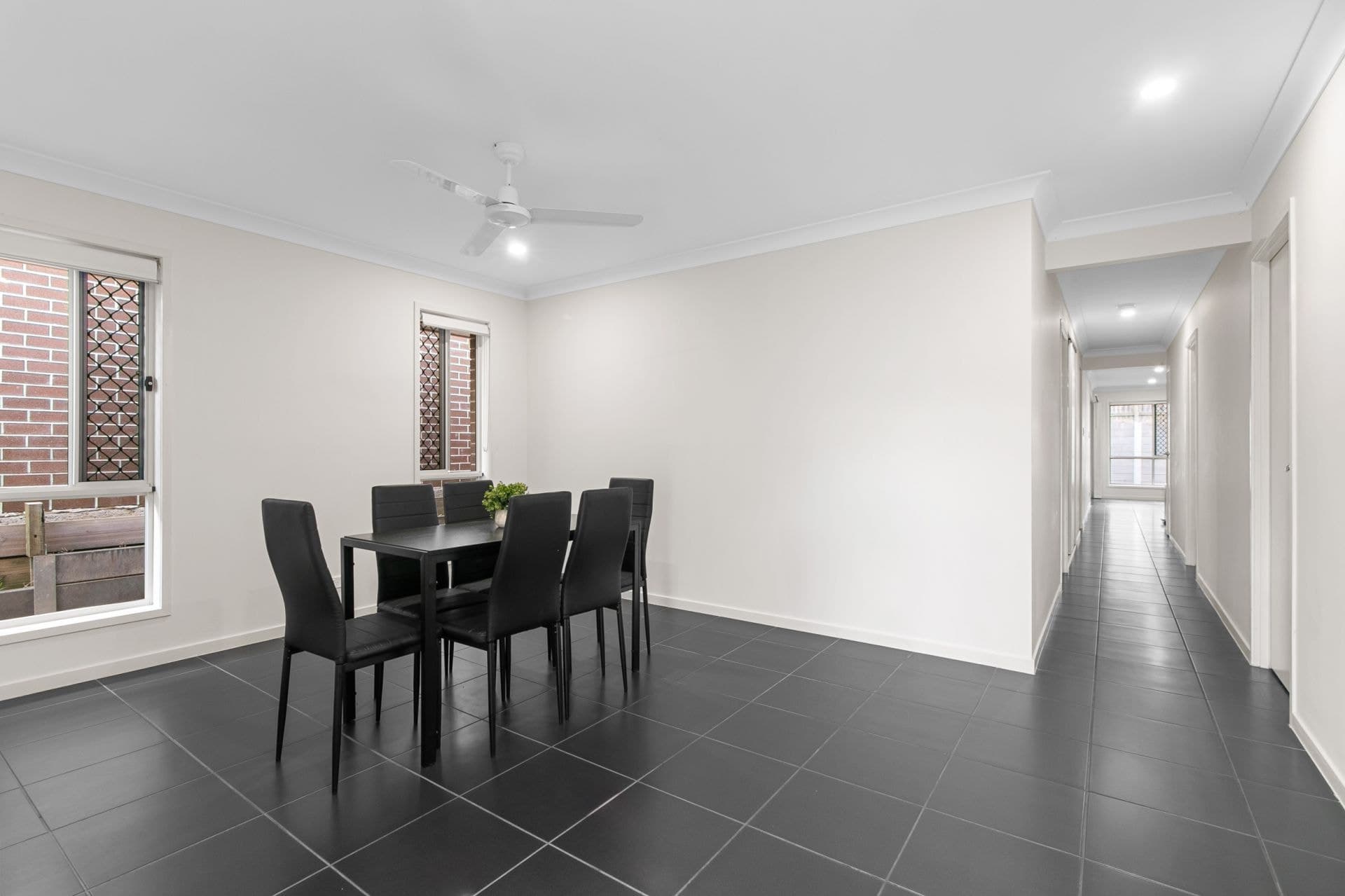 53 Tamborine Street, South Ripley, South Ripley - Thumbnail 6