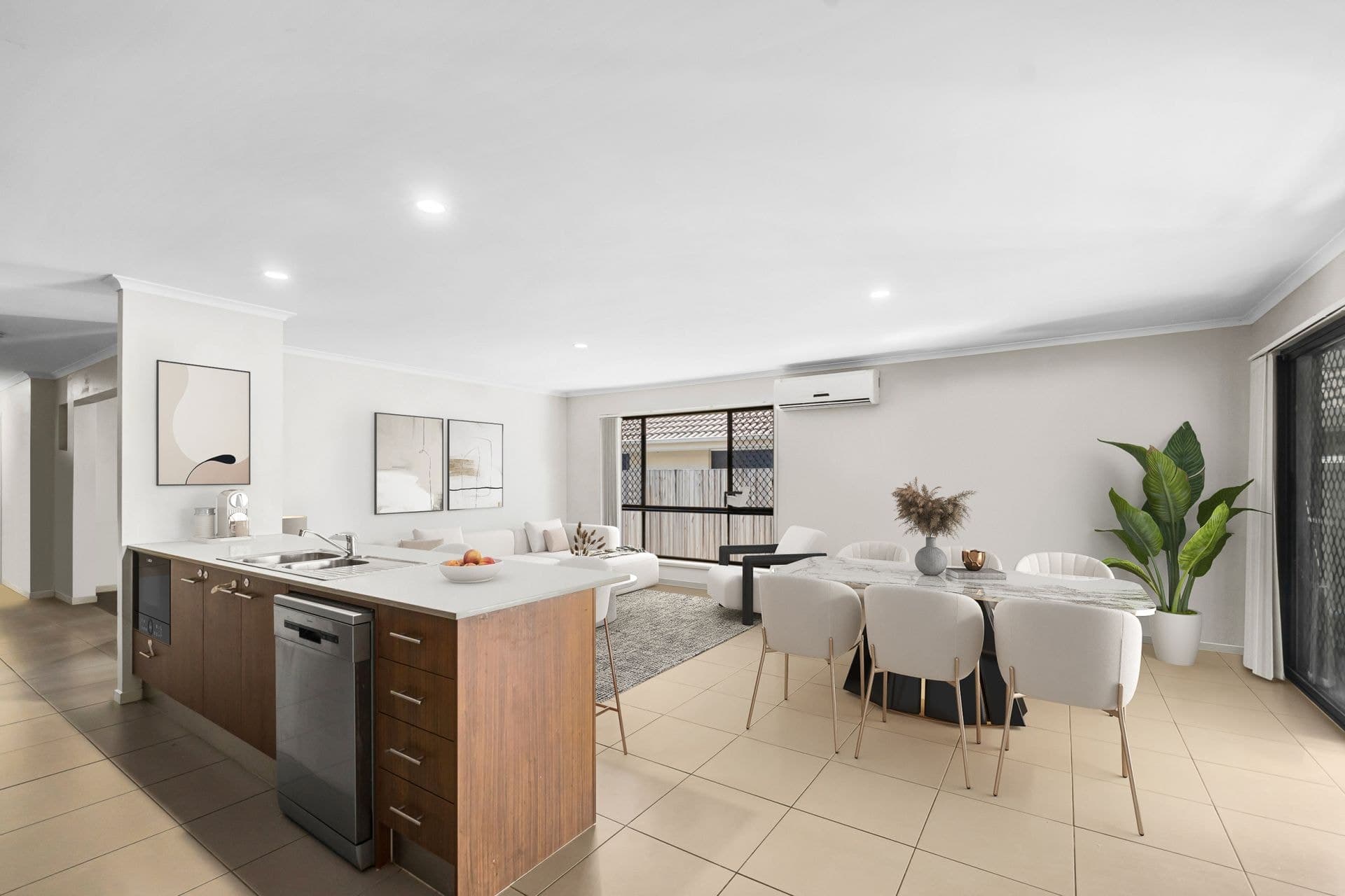 68 River Run Circuit, Ormeau Hills, Ormeau Hills - Thumbnail 5