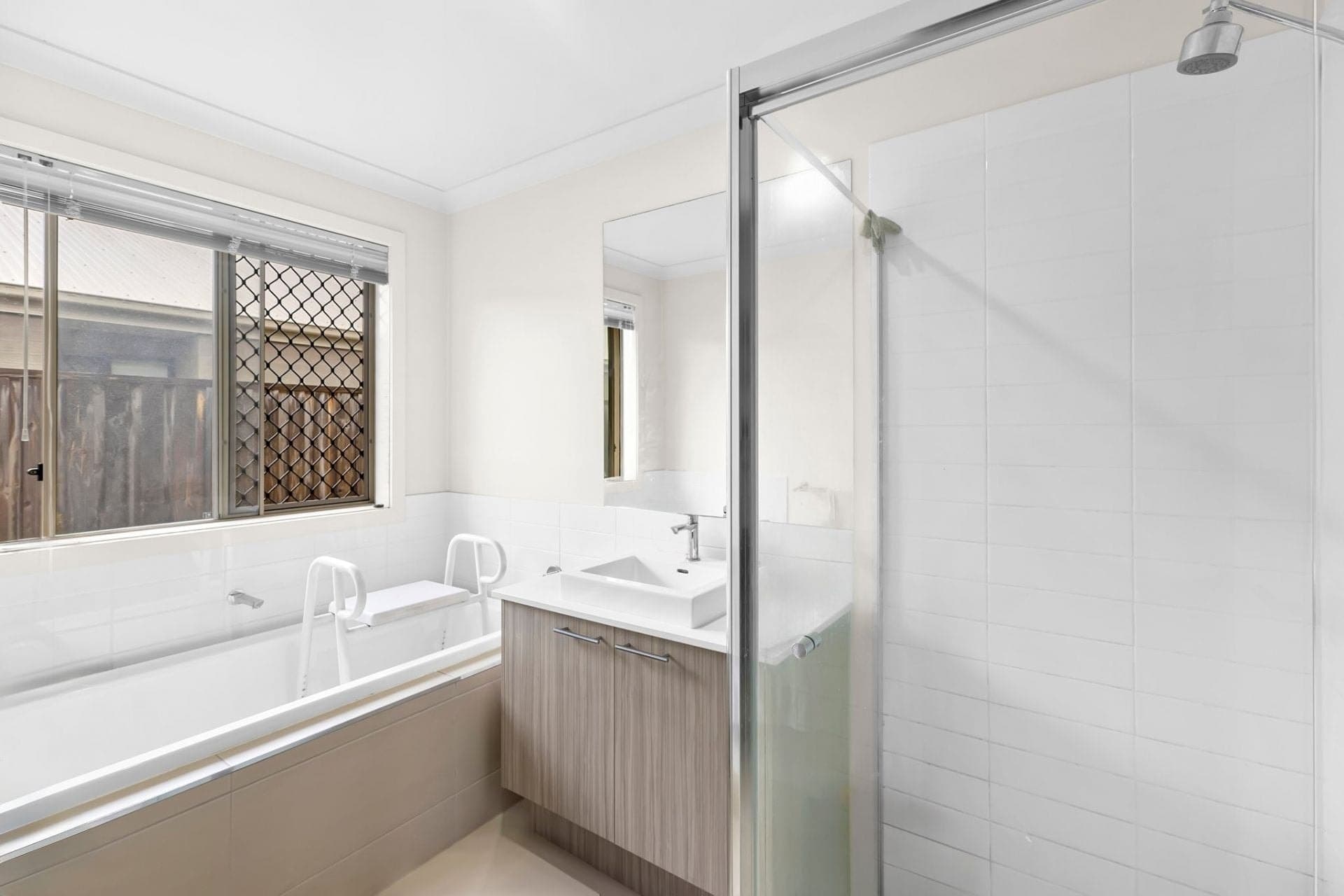 8 Holland Street, Bellbird Park, Bellbird Park - Image 1