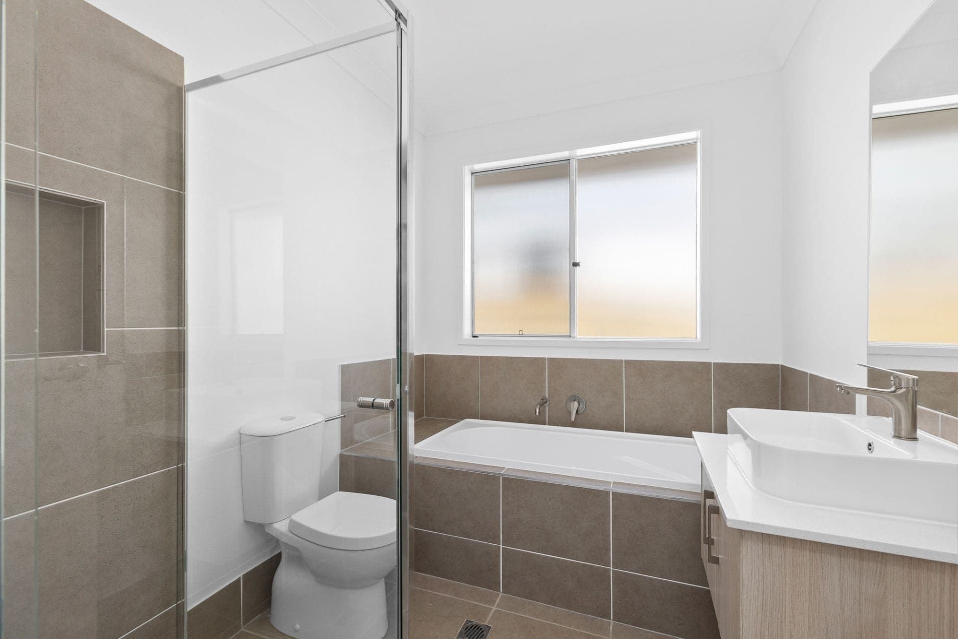 21A Parkway Road, Daisy Hill, Daisy Hill - Image 1