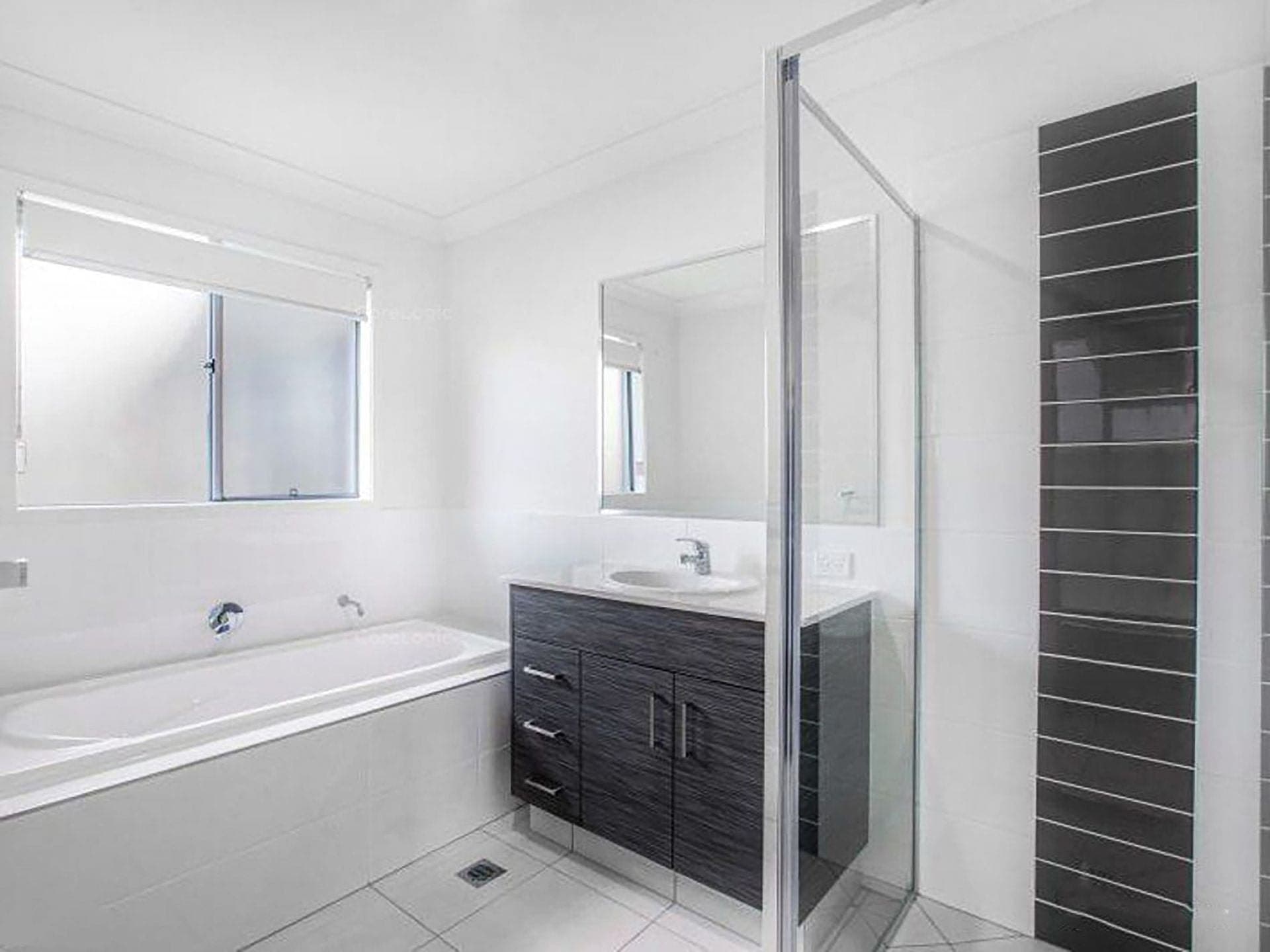9 Parkland Avenue, Arundel, Arundel - Image 1