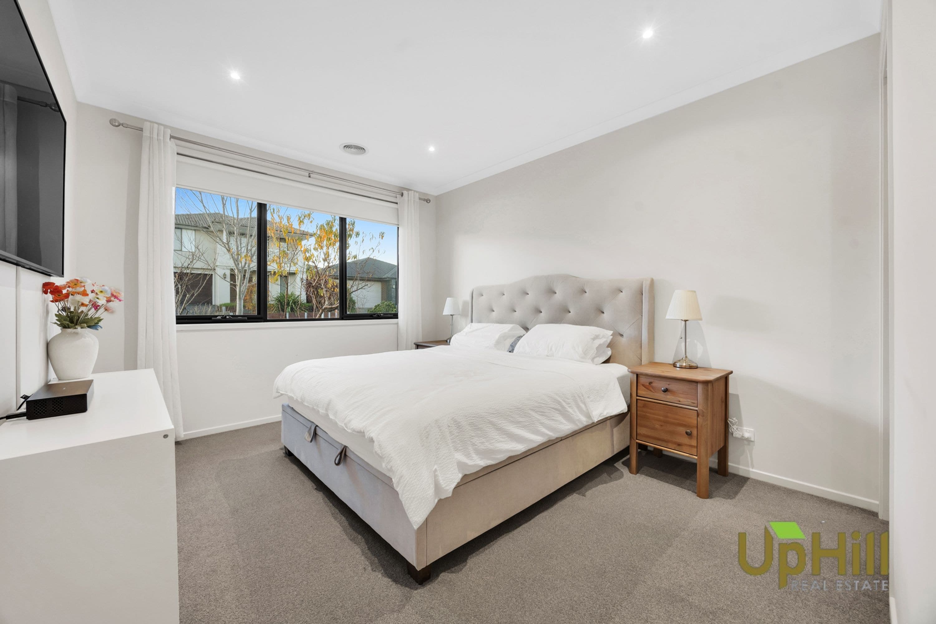 5 Graziers Crescent, Clyde North - Thumbnail 3