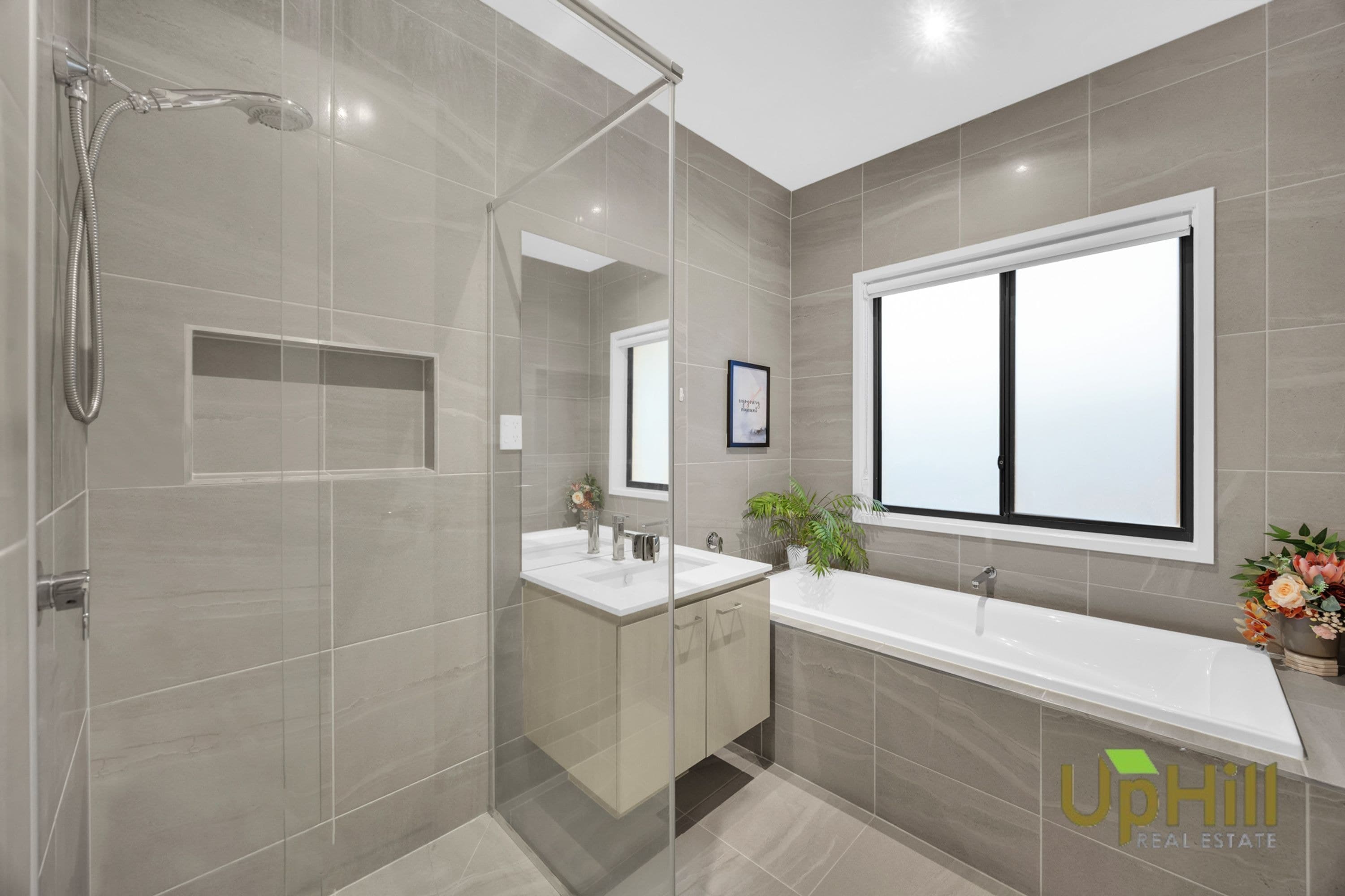 5 Graziers Crescent, Clyde North - Thumbnail 4