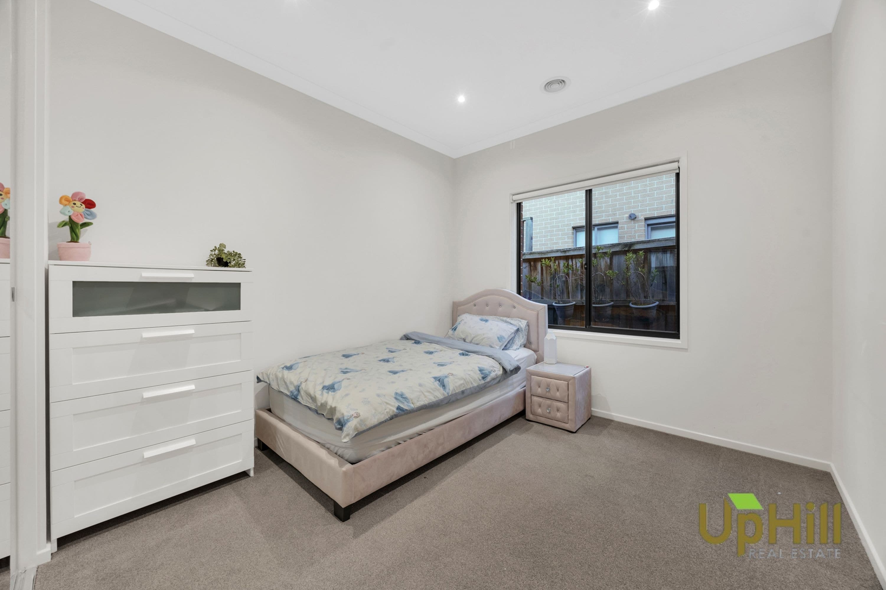 5 Graziers Crescent, Clyde North - Thumbnail 7
