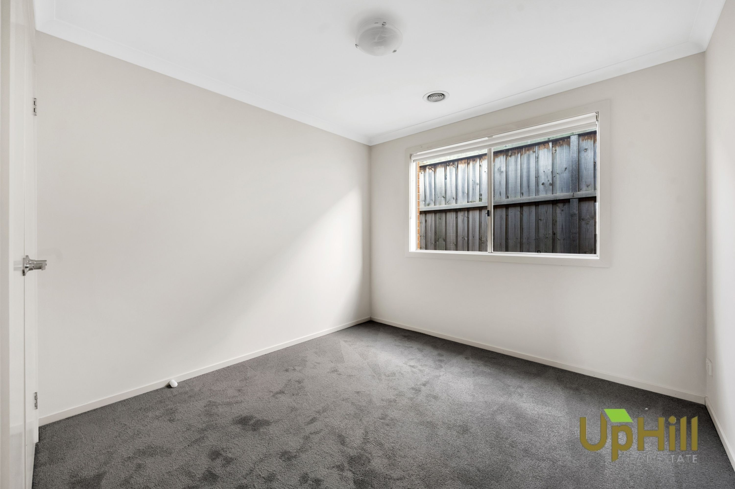 4 Manoora Avenue, Clyde North - Thumbnail 6