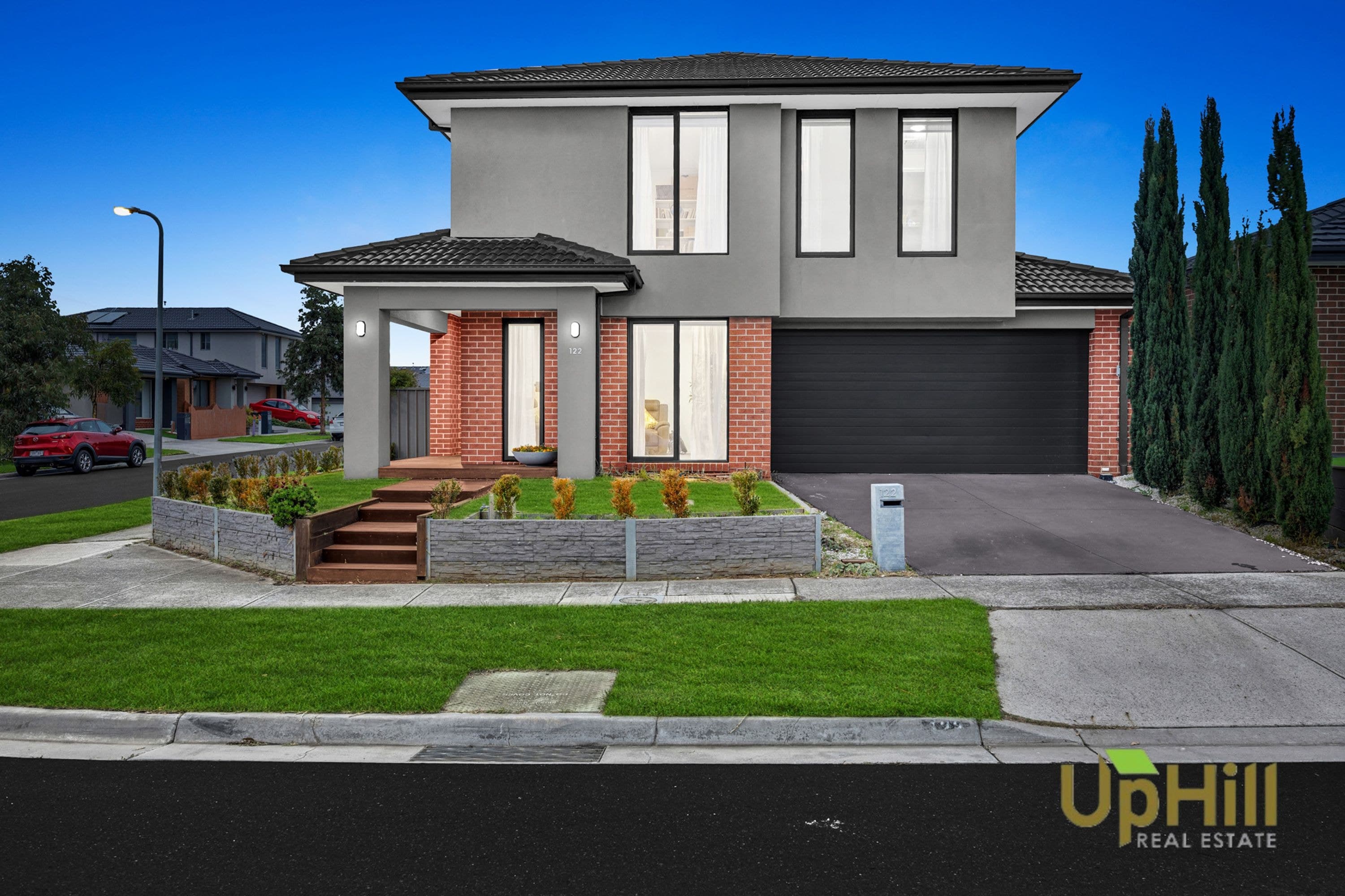 122 Yaralla Circuit, Clyde - Image 1