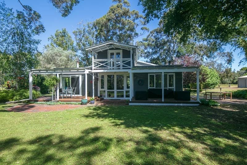 1 Hunwick Road, Redmond West, WA, Redmond West - Thumbnail 2