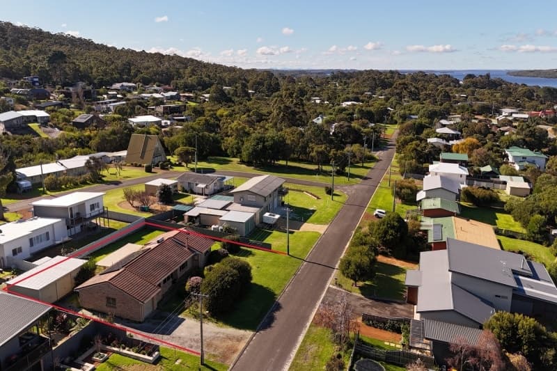 10 Iluka Avenue, Ocean Beach, WA, Ocean Beach - Thumbnail 2