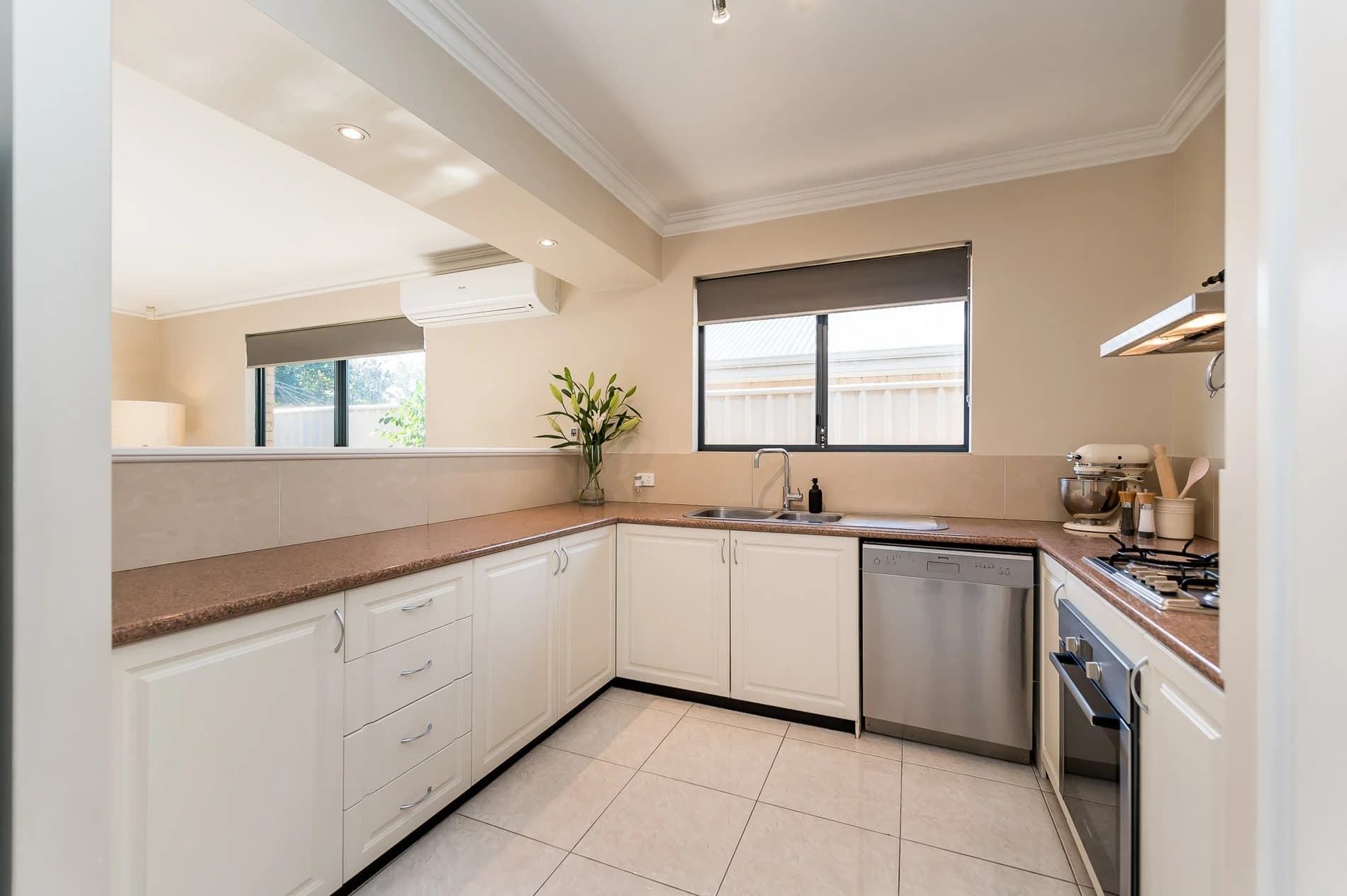 6/27 Falkirk Avenue, MAYLANDS WA 6051, Embleton - Thumbnail 6
