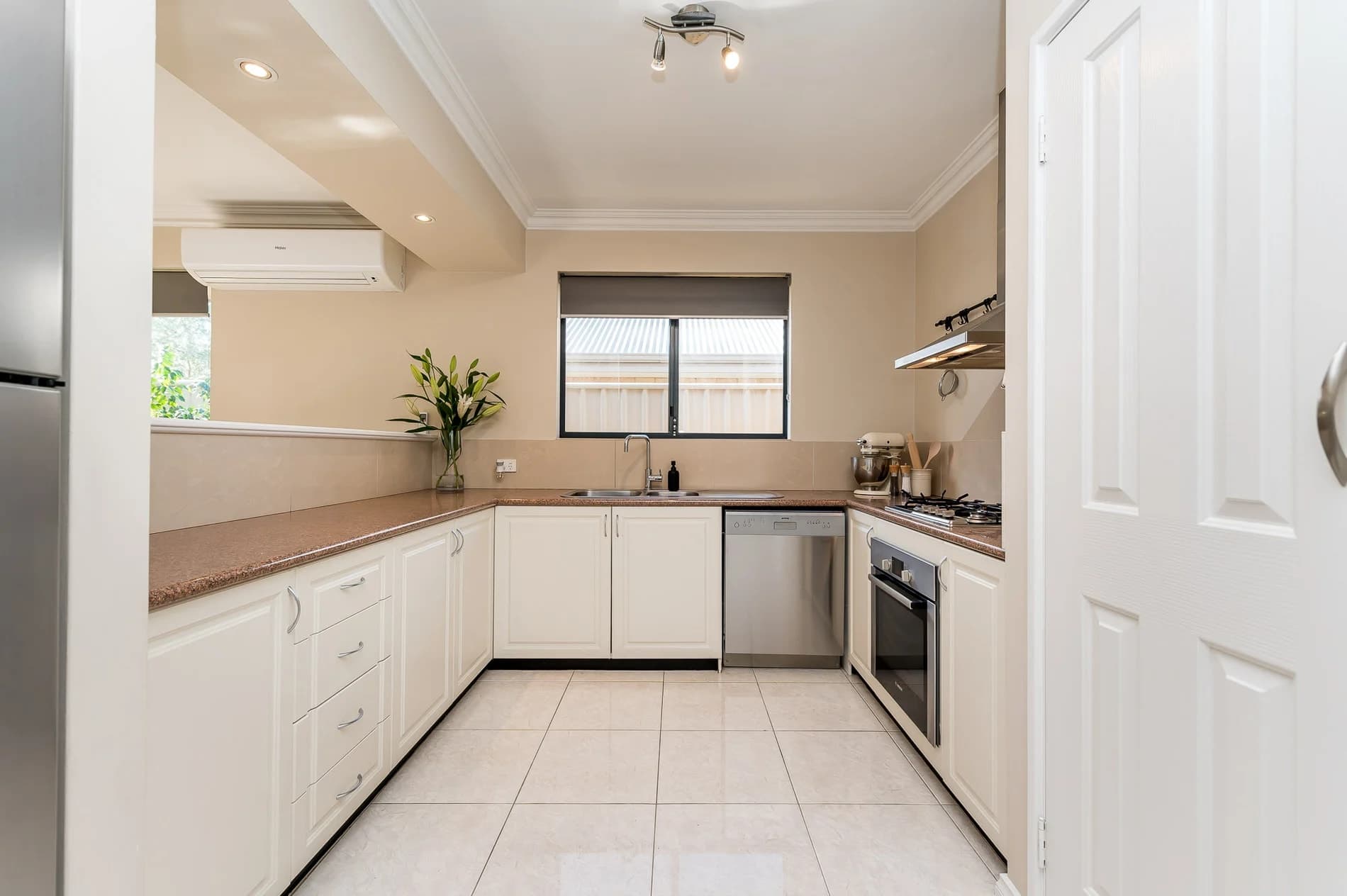 6/27 Falkirk Avenue, MAYLANDS WA 6051, Embleton - Thumbnail 8
