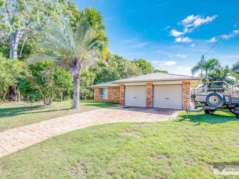 14 Olive Drive, Moore Park Beach, Moore Park Beach - Thumbnail 4