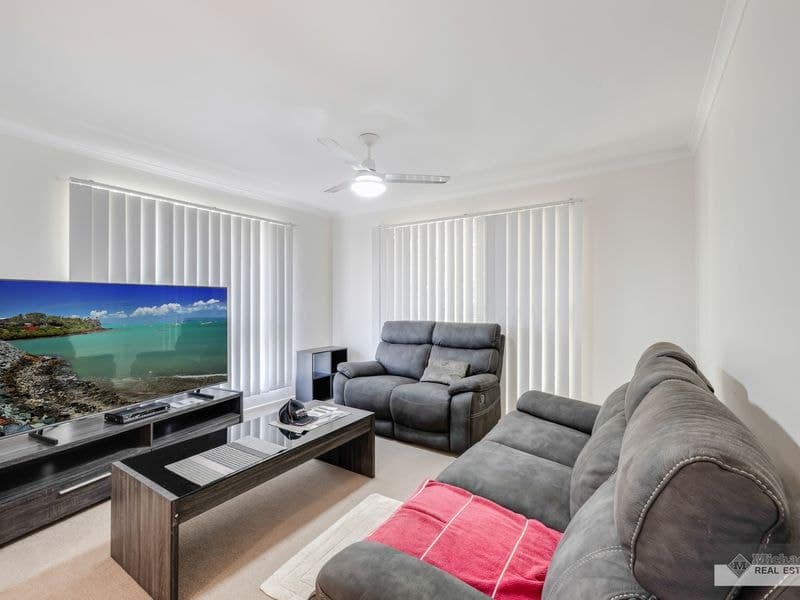 14 Olive Drive, Moore Park Beach, Moore Park Beach - Thumbnail 6