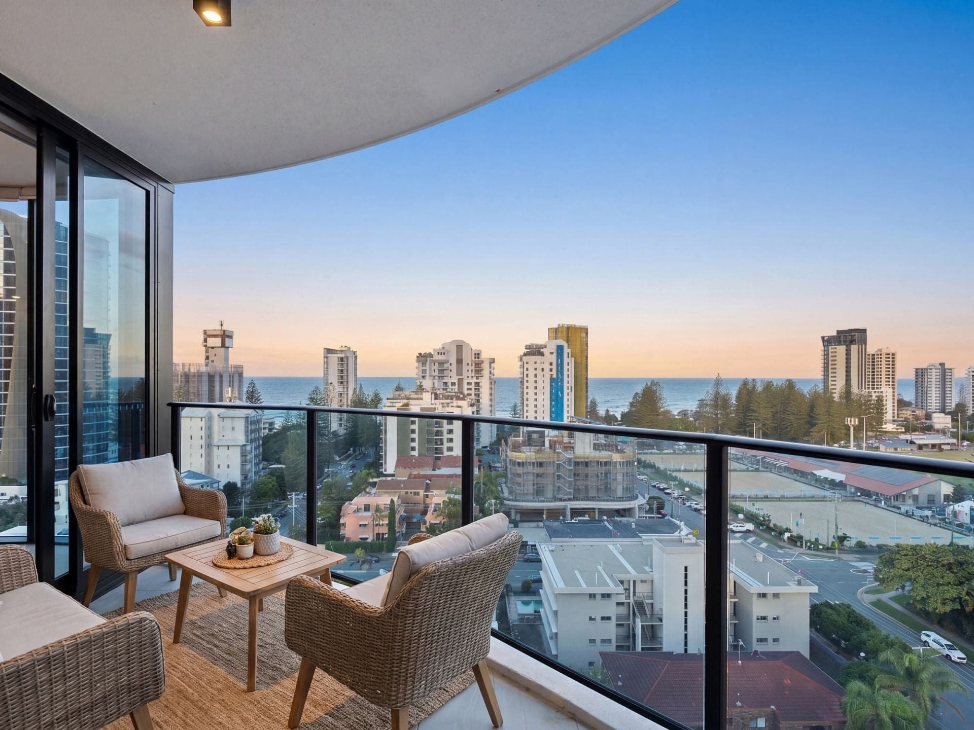 1104/28-30 Second Avenue, Broadbeach - Thumbnail 3