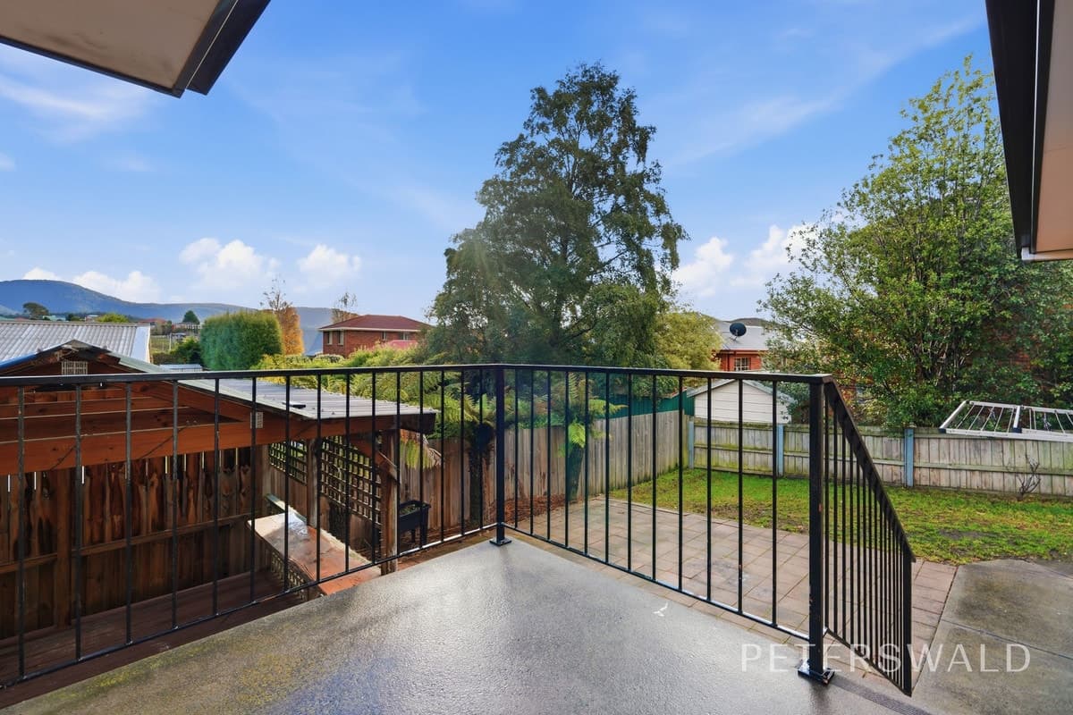 42 Cuthbertson Place, Lenah Valley TAS 7008, Lenah Valley - Thumbnail 3