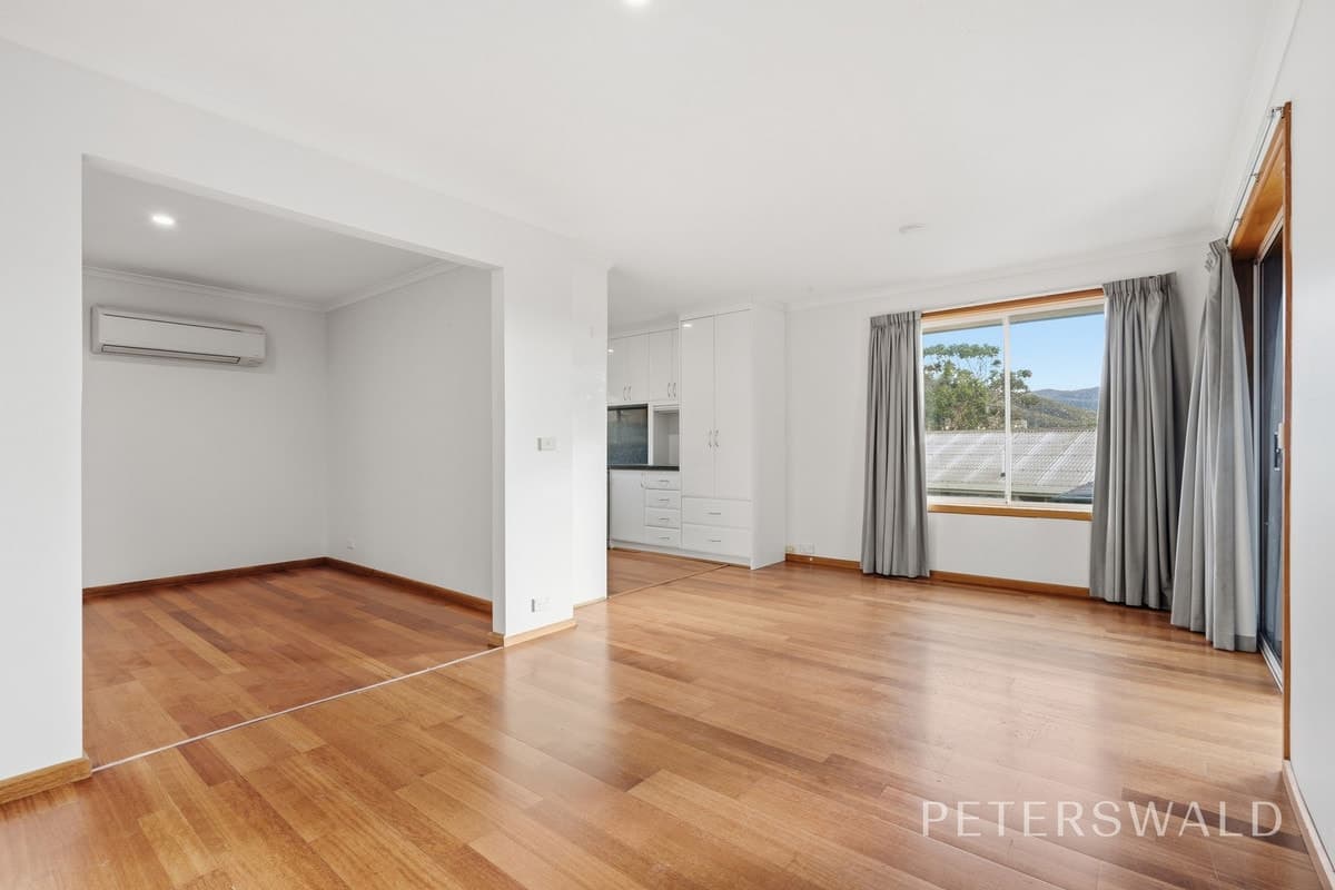 42 Cuthbertson Place, Lenah Valley TAS 7008, Lenah Valley - Thumbnail 5