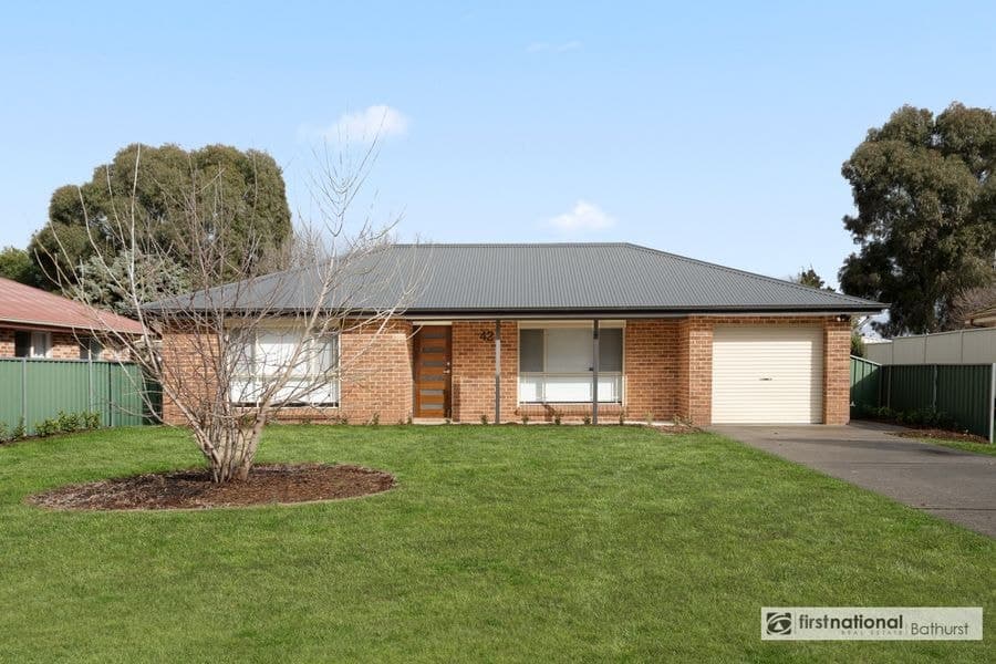42 Halfpenny Drive, Kelso NSW 2795, Kelso - Image 1