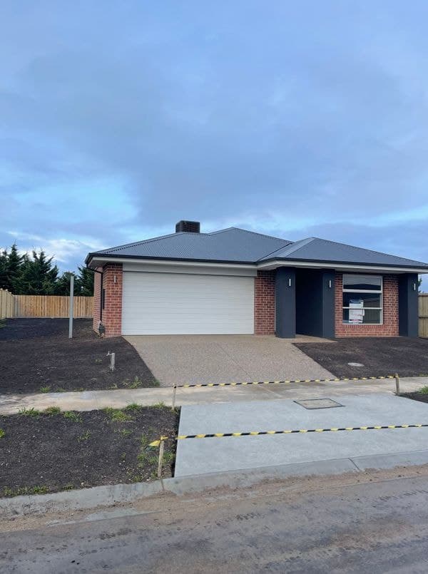 4 Lombard Street, Traralgon VIC 3844, Traralgon - Image 1